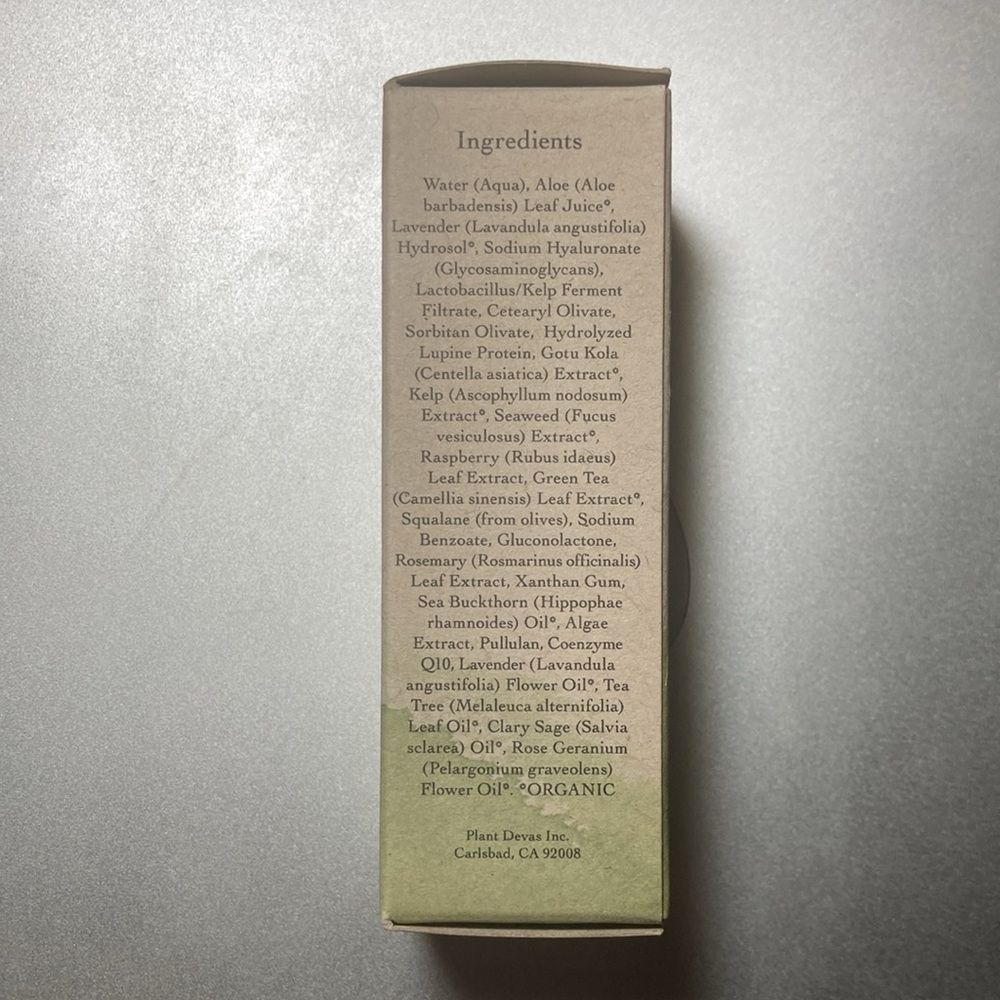 Sea Algae Serum - Green and Cream - Picture 4 of 5
